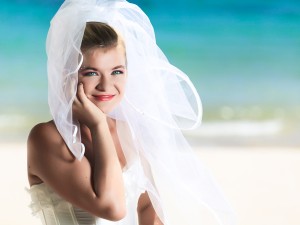 Bridal Hairstyle for Beach Wedding - With or Without Sunglasses